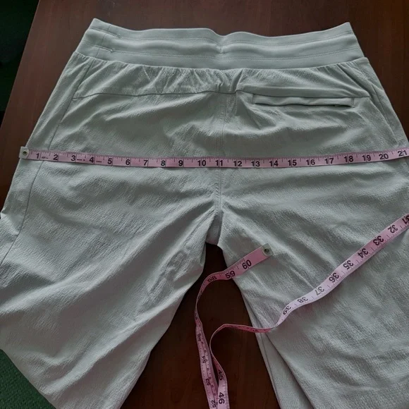 Athleta Joggers Gray Pull-on Pants Drawstring Women’s Size 12P - Picture 9 of 15
